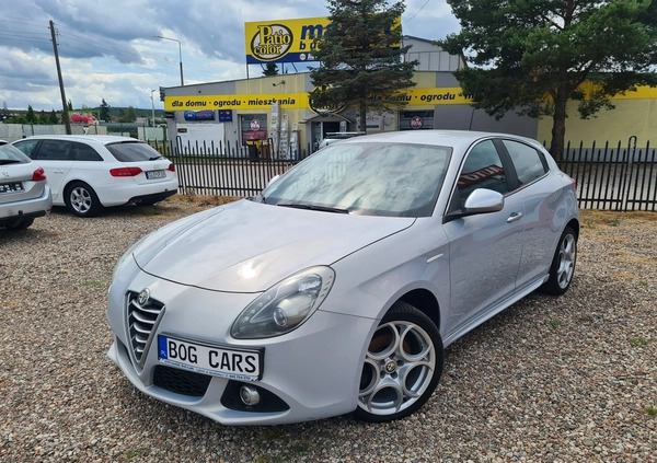Alfa Romeo Giulietta cena 29900 przebieg: 252953, rok produkcji 2015 z Recz małe 232
